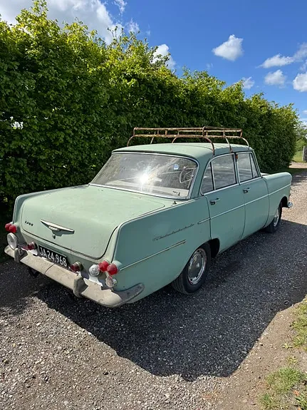 Opel Rekord 1962 photo 3