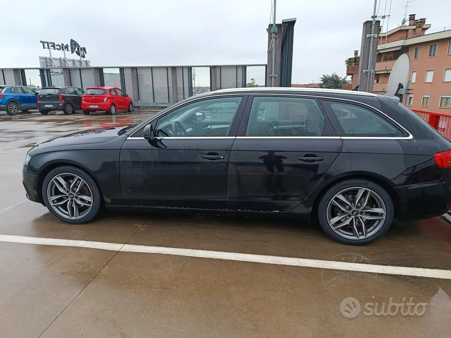 Audi A4 2011 photo 3