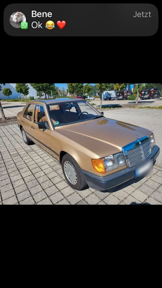Mercedes-Benz W124