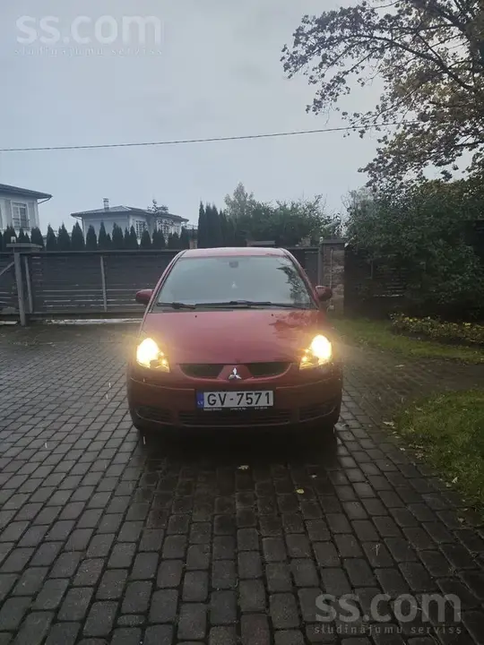 Mitsubishi Colt 2007 photo 3
