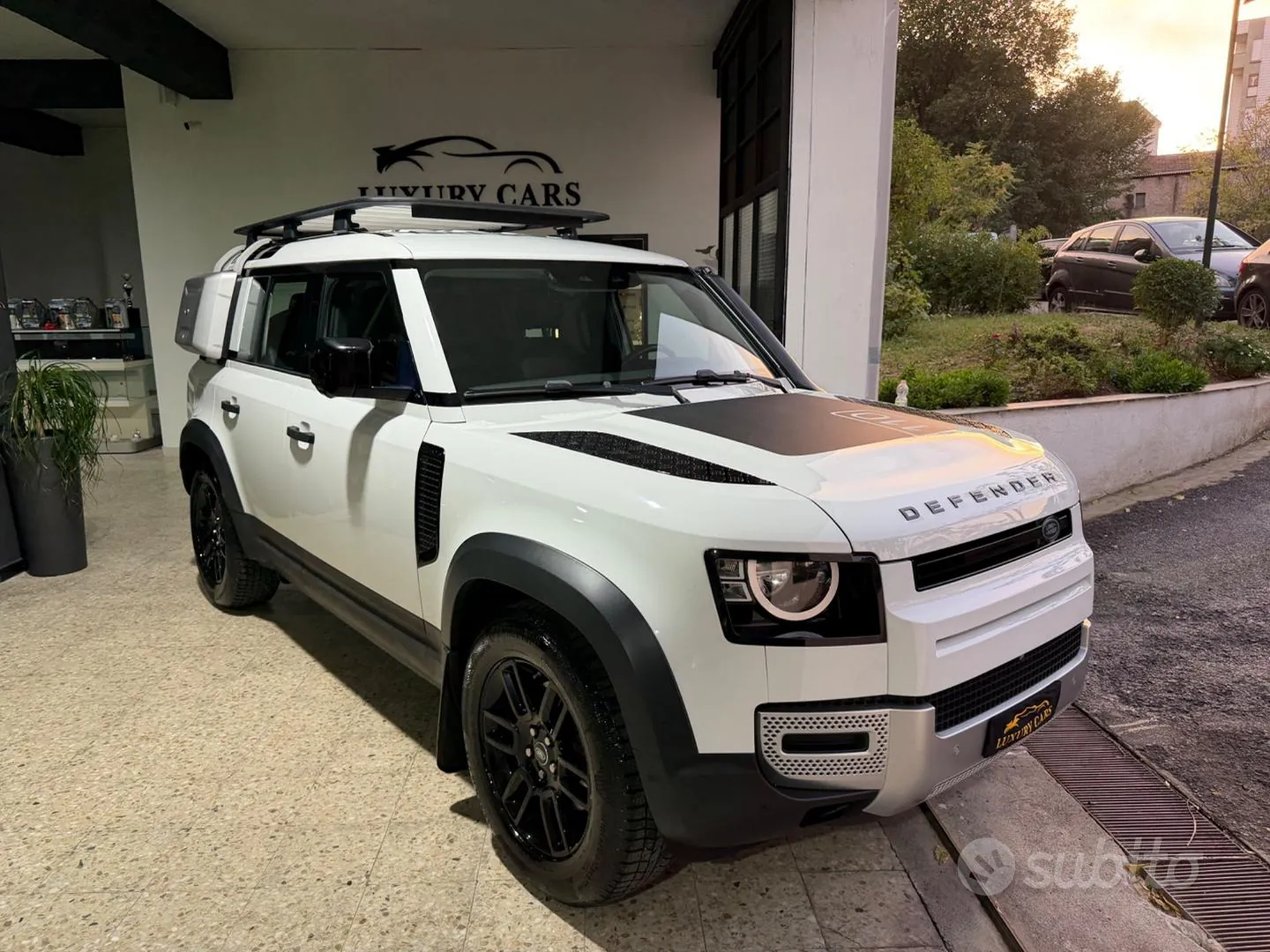 Land Rover Defender 2020 photo 4