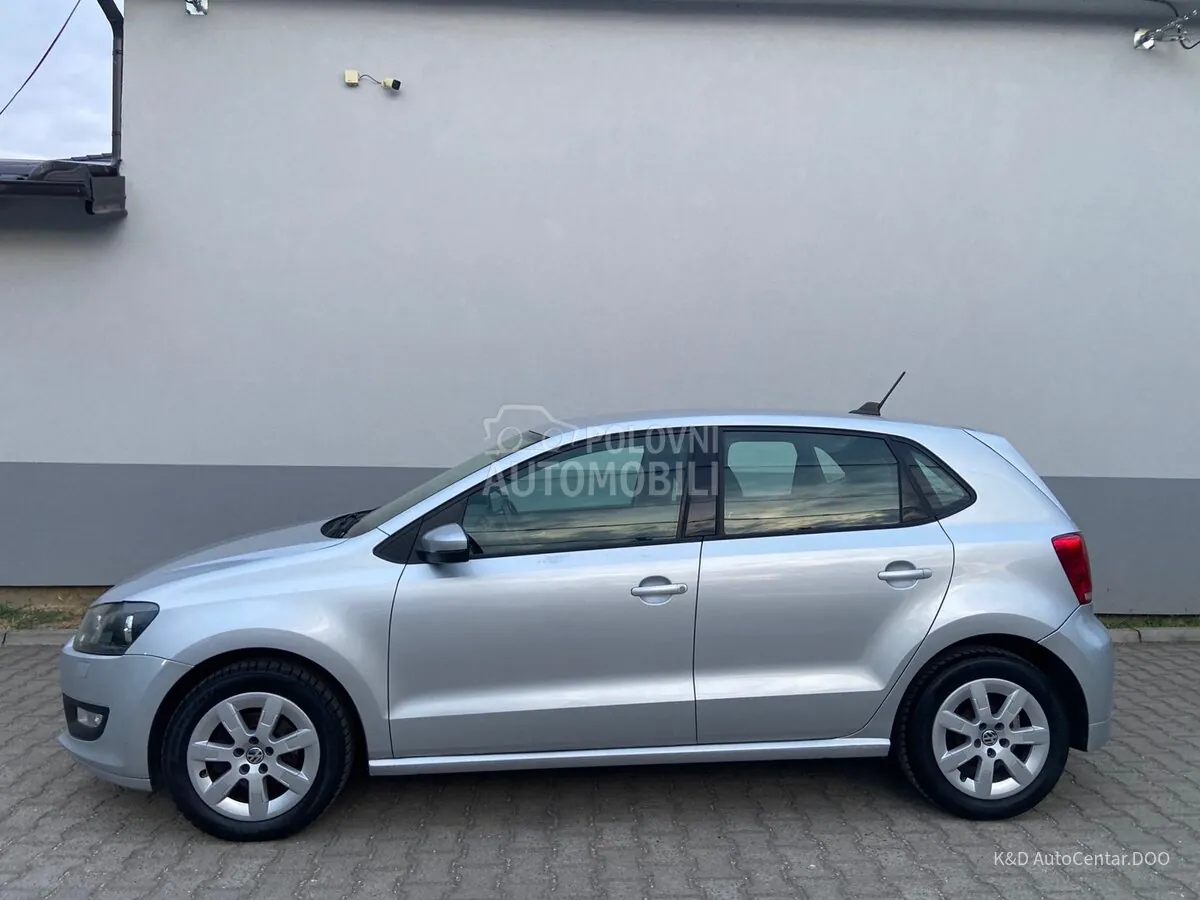 Volkswagen Polo 2010 photo 3