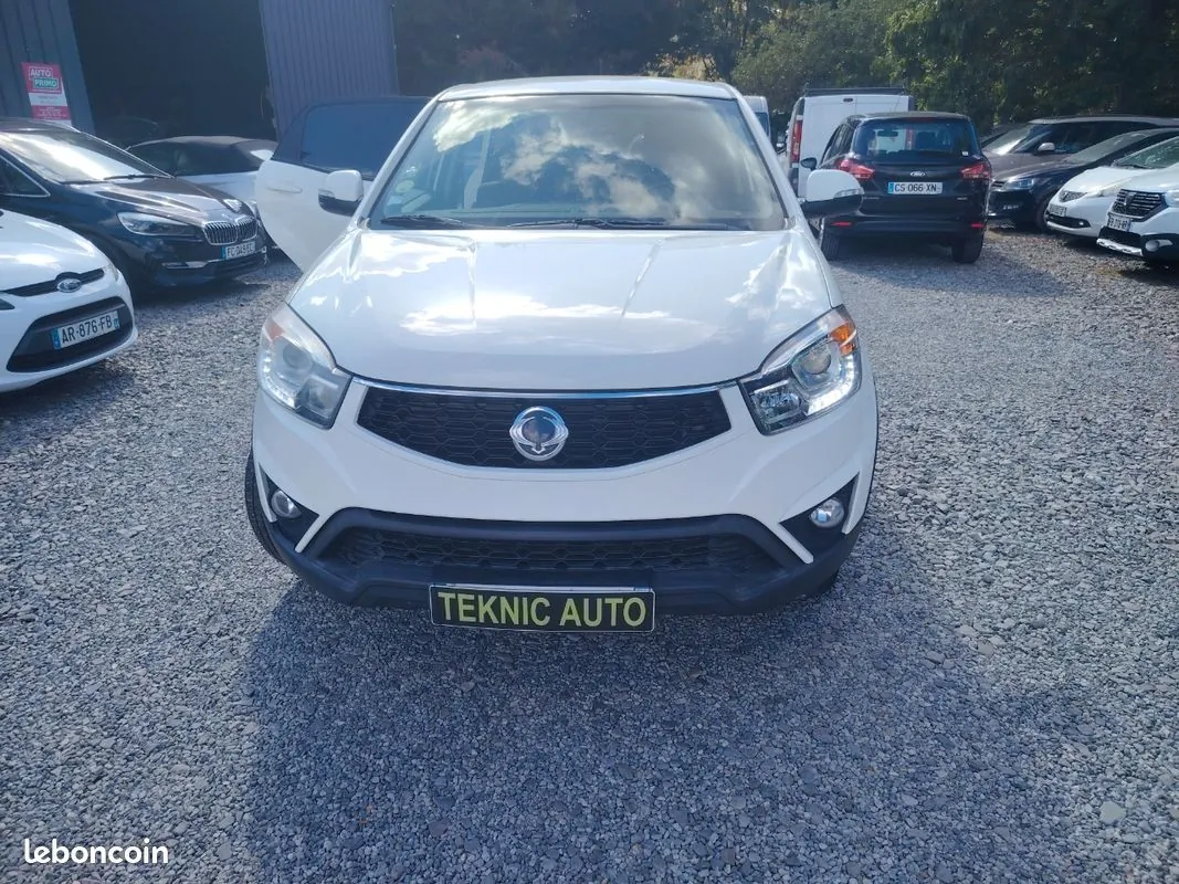 KG Mobility Korando 2014 photo 3