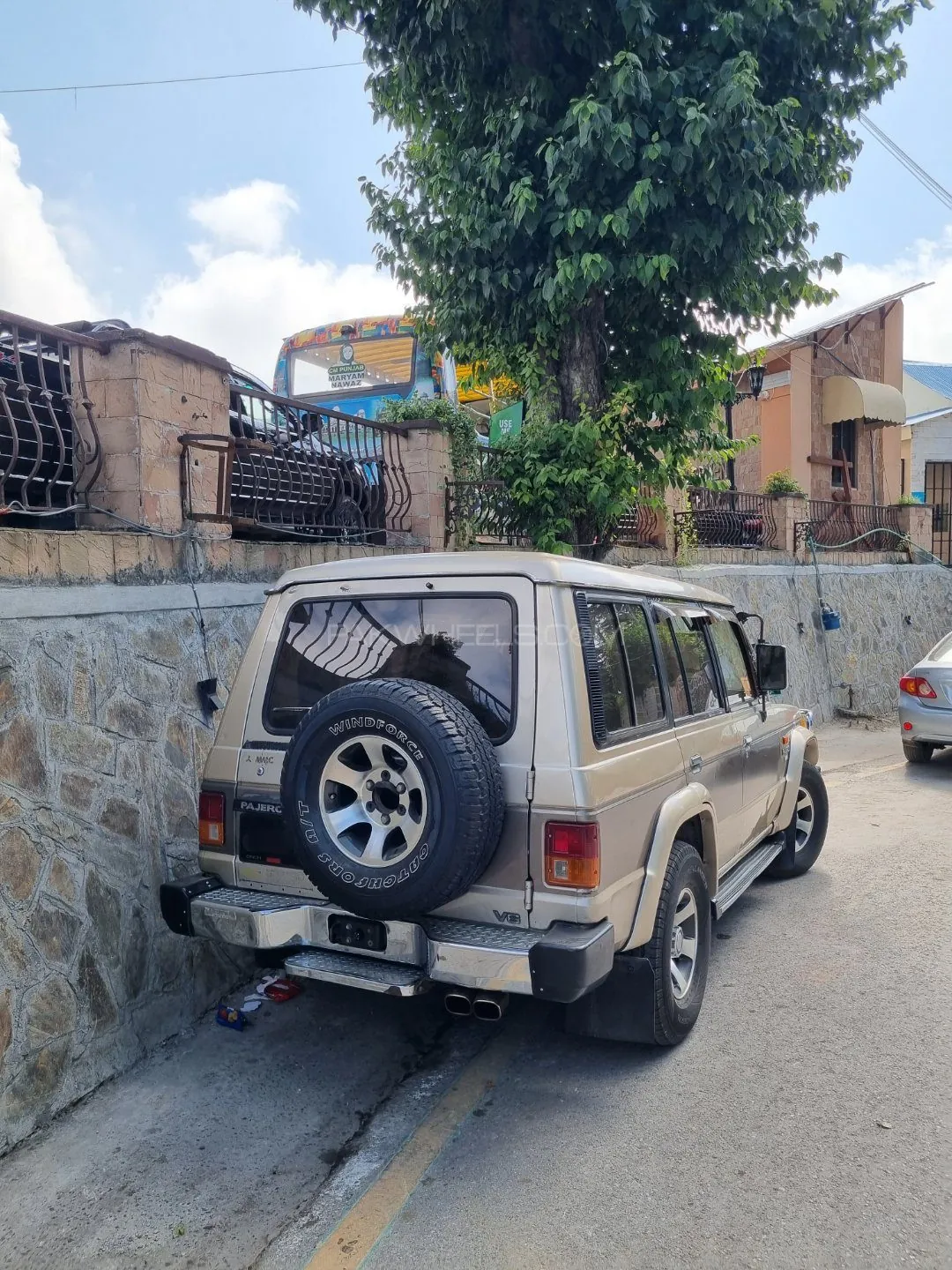 Mitsubishi Pajero