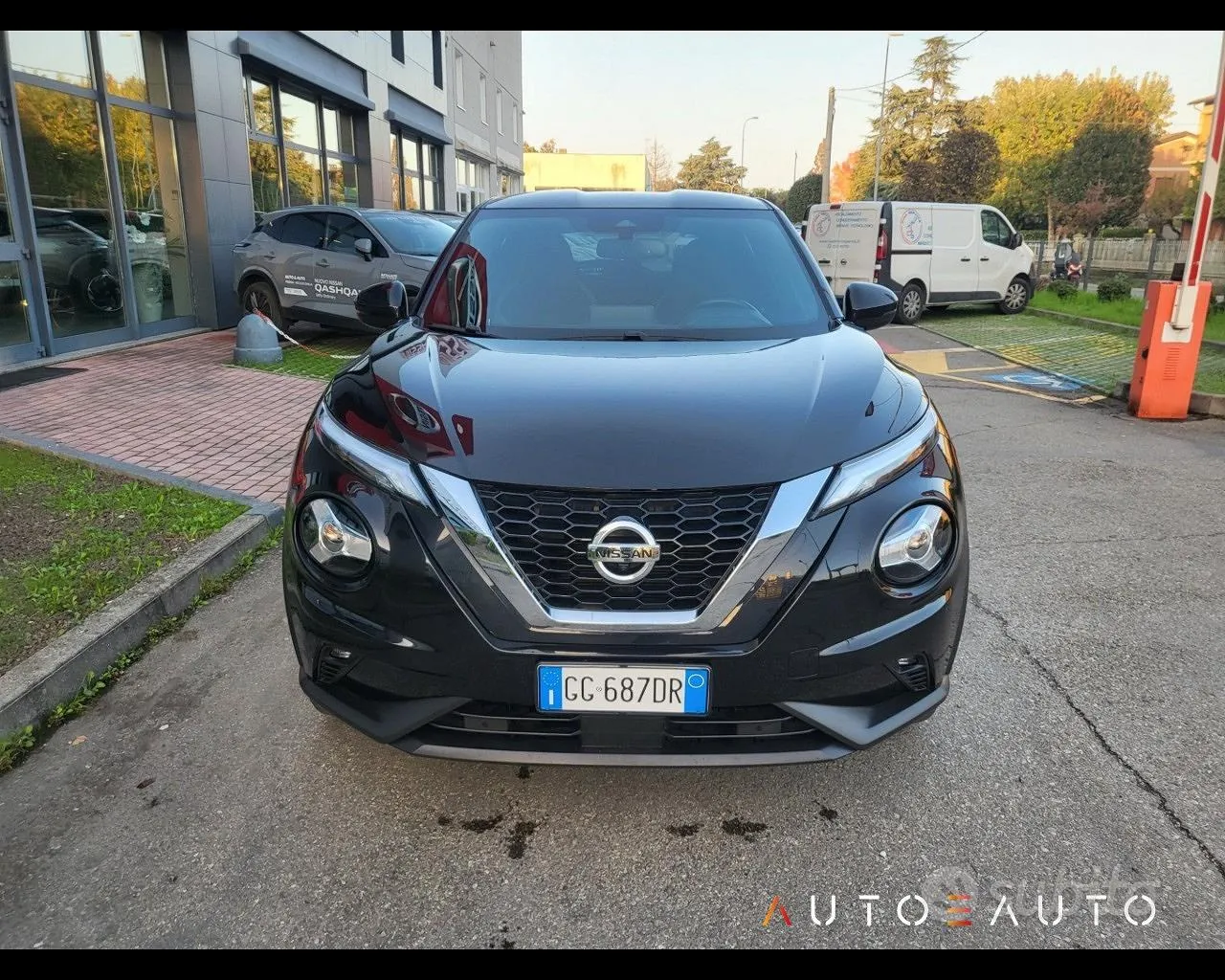 Nissan Juke 2021 photo 2