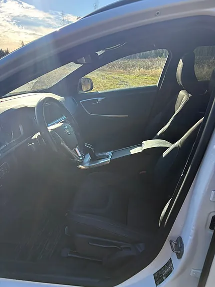 Volvo V60 2015 photo 5
