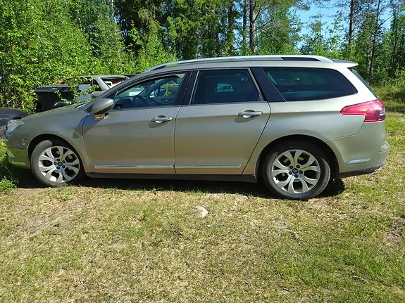 Citroen C5 2011 photo 3