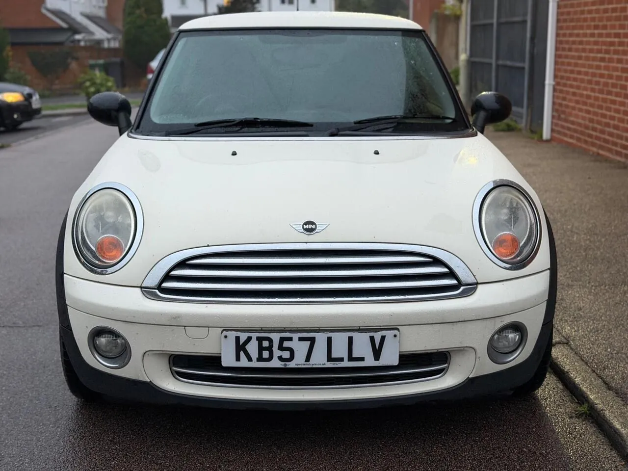 Mini Hatch 2007 photo 2
