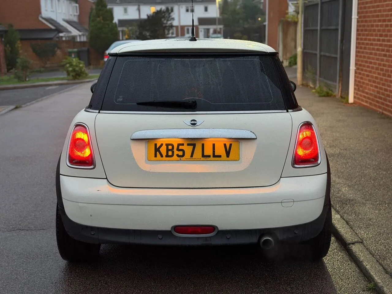 Mini Hatch 2007 photo 3