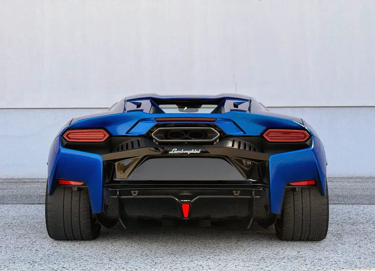 Lamborghini Huracán 2026 photo 3