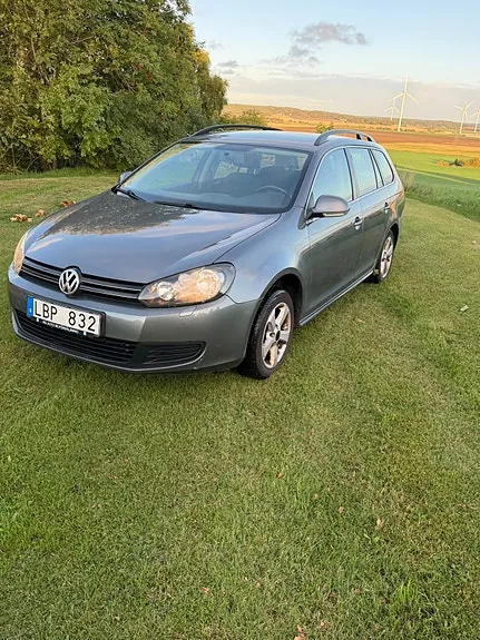 Volkswagen Golf Vi 2011 photo 2