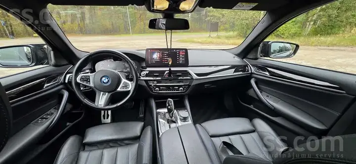 BMW 530E 2021 photo 4