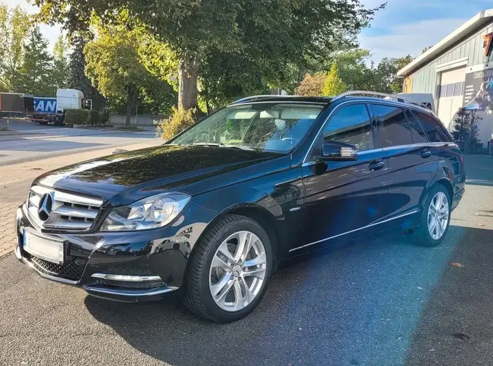 Mercedes-Benz C180
