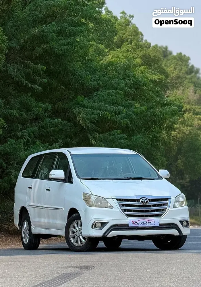 Toyota Innova 2015 photo 3