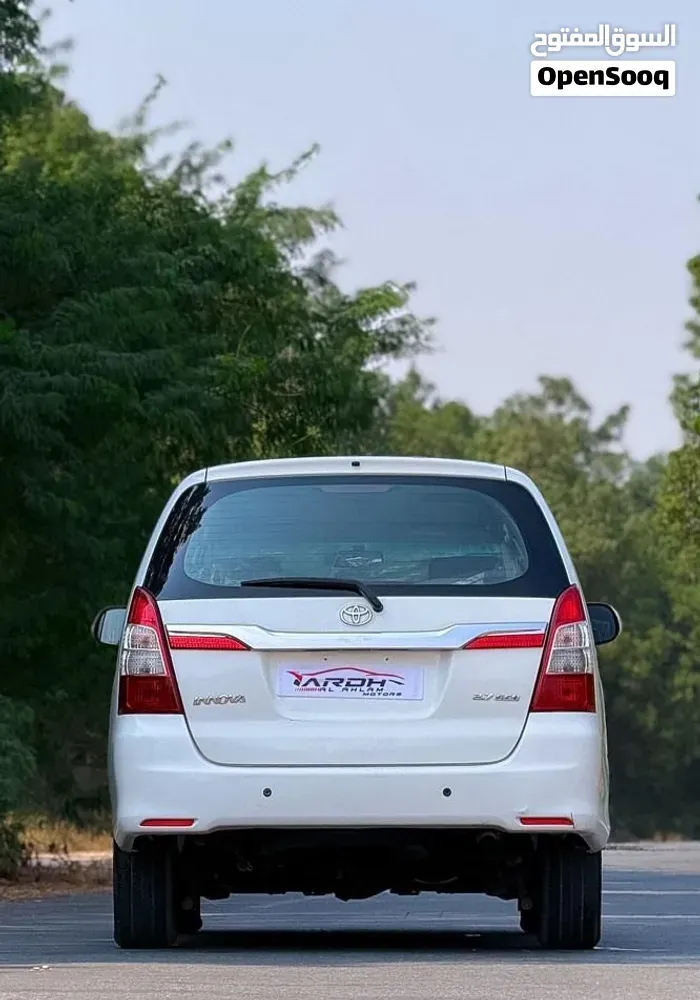 Toyota Innova 2015 photo 4