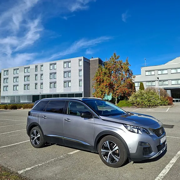 Peugeot 5008 2017 photo 3