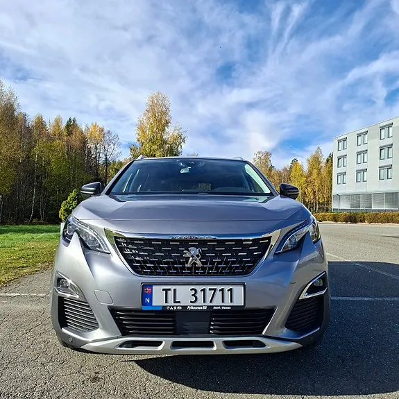 Peugeot 5008 2017 photo 5