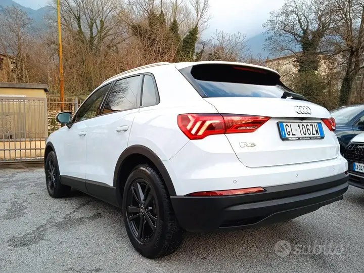 Audi Q3 2022 photo 4