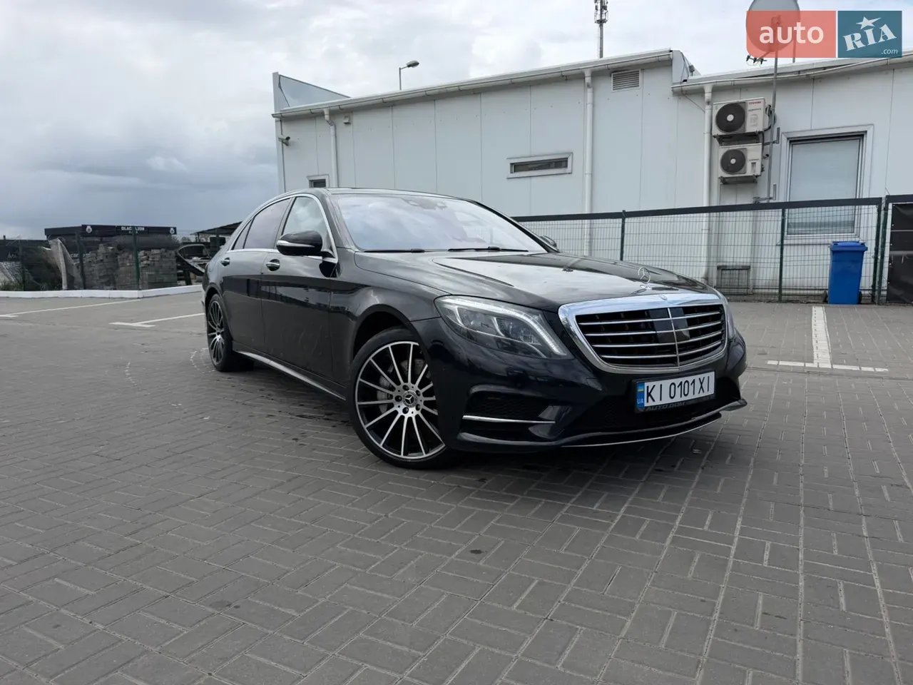 Mercedes-Benz S-Class 2015 photo 5