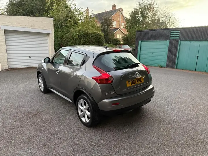 Nissan Juke 2012 photo 5
