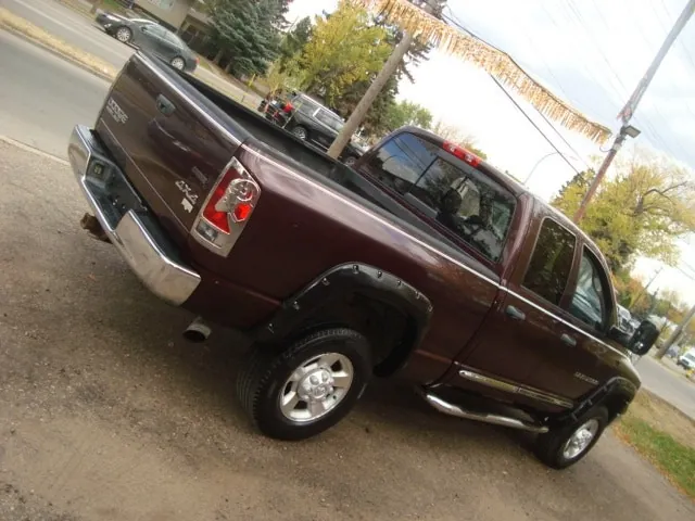 Dodge Ram 2500 2004 photo 3