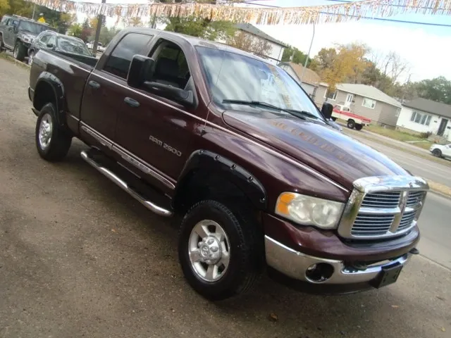 Dodge Ram 2500 2004 photo 4