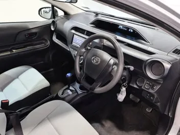 Toyota Aqua 2019 photo 4