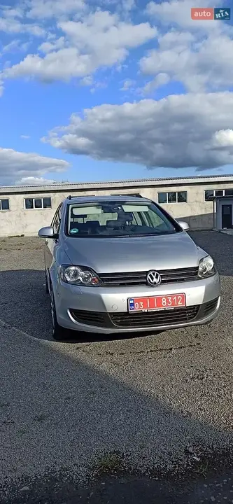 Volkswagen Golf Plus 2009 photo 3