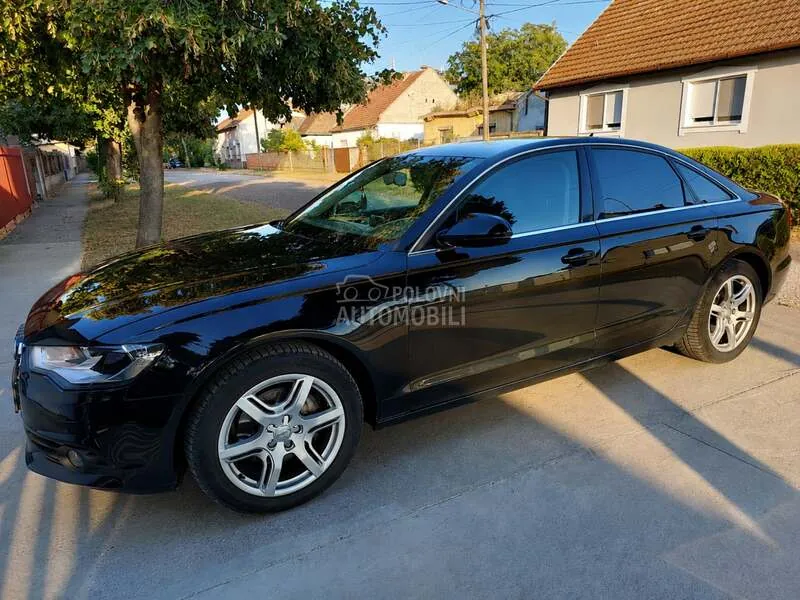 Audi A6 2012 photo 2