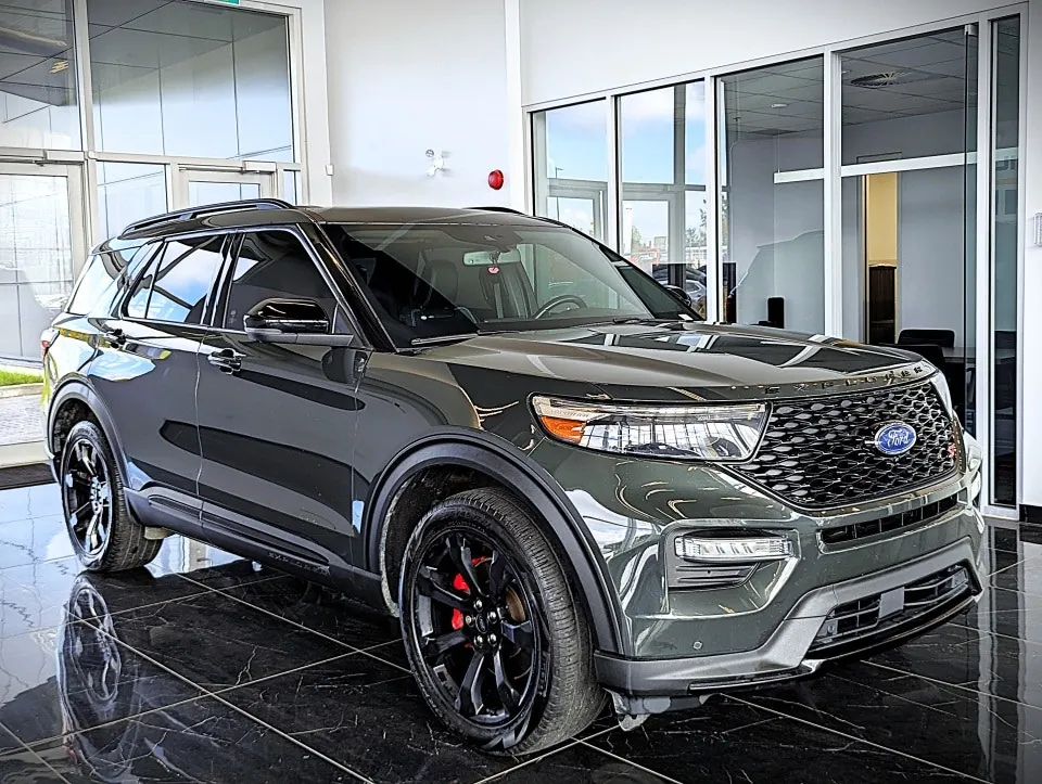Ford Explorer 2022 photo 3