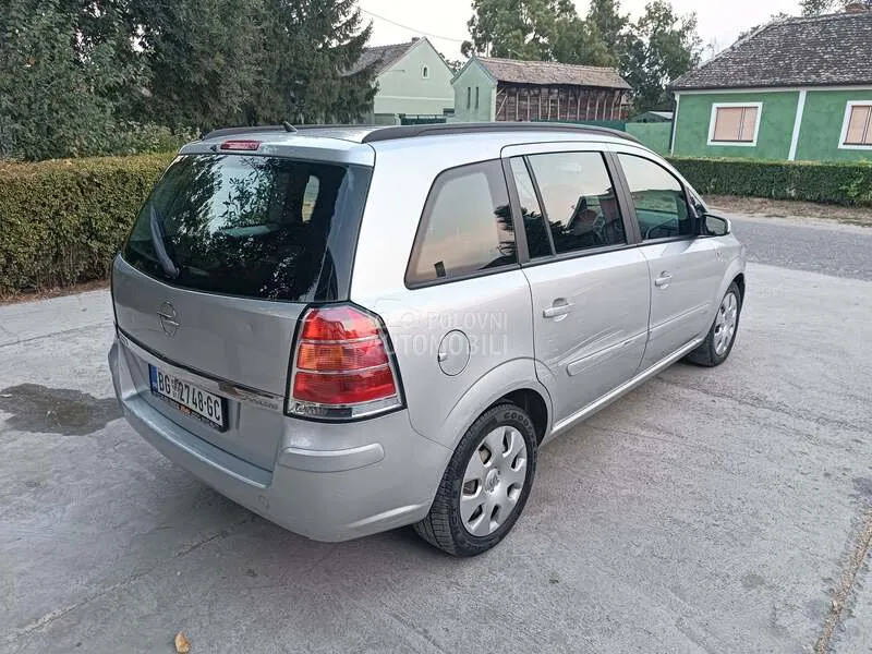 Opel Zafira 2008 photo 2