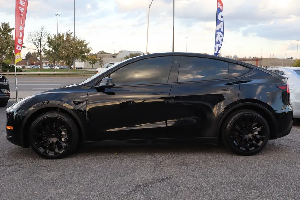 Tesla Model Y 2022 photo 4