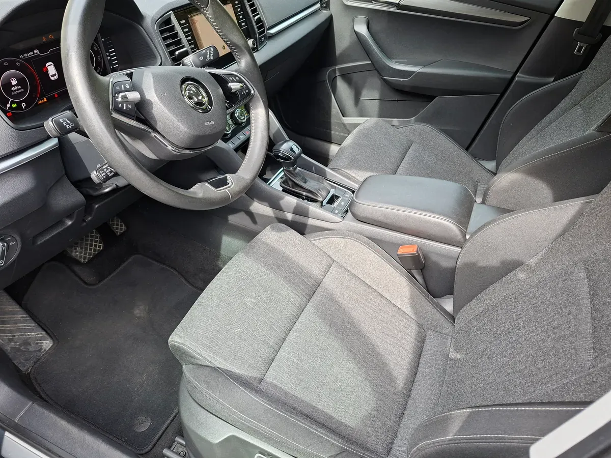 Skoda Karoq 2021 photo 2