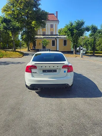 Volvo S60 2017 photo 4