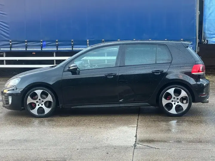 Volkswagen Golf 2012 photo 5