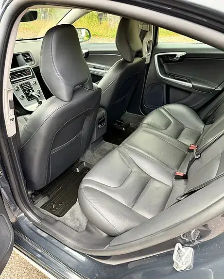 Volvo S60 2015 photo 5