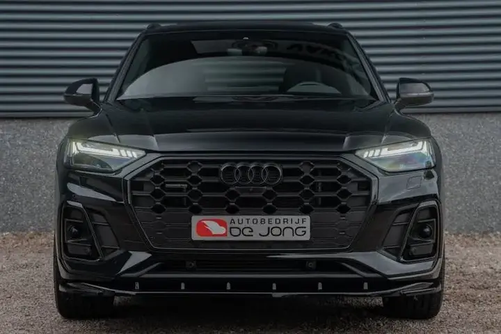 Audi Q5 2023 photo 3