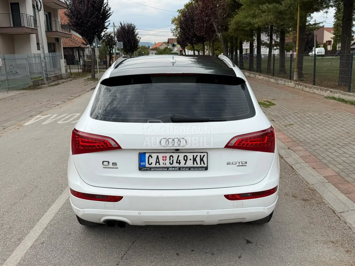 Audi Q5 2010 photo 5