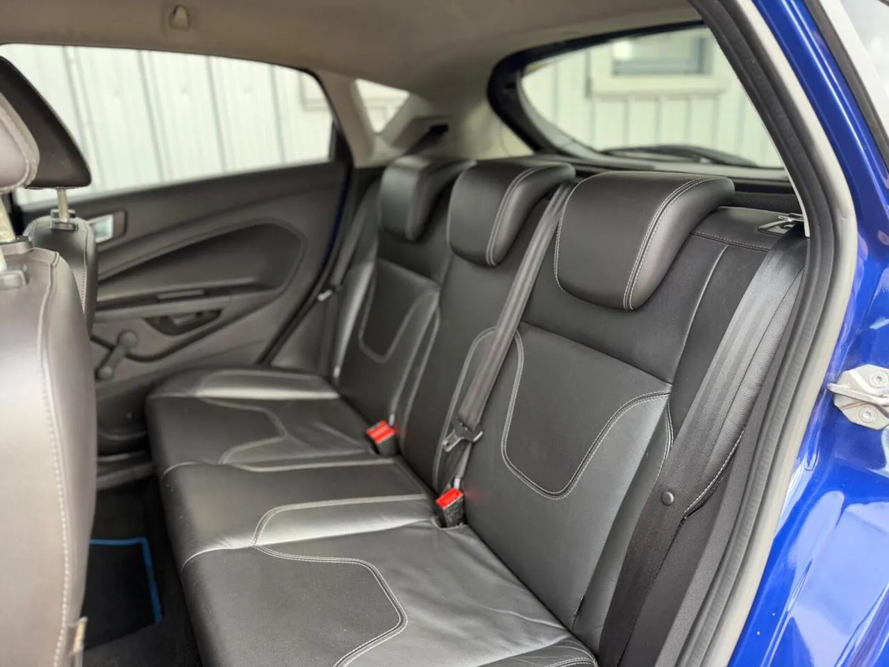 Ford Fiesta 2013 photo 4