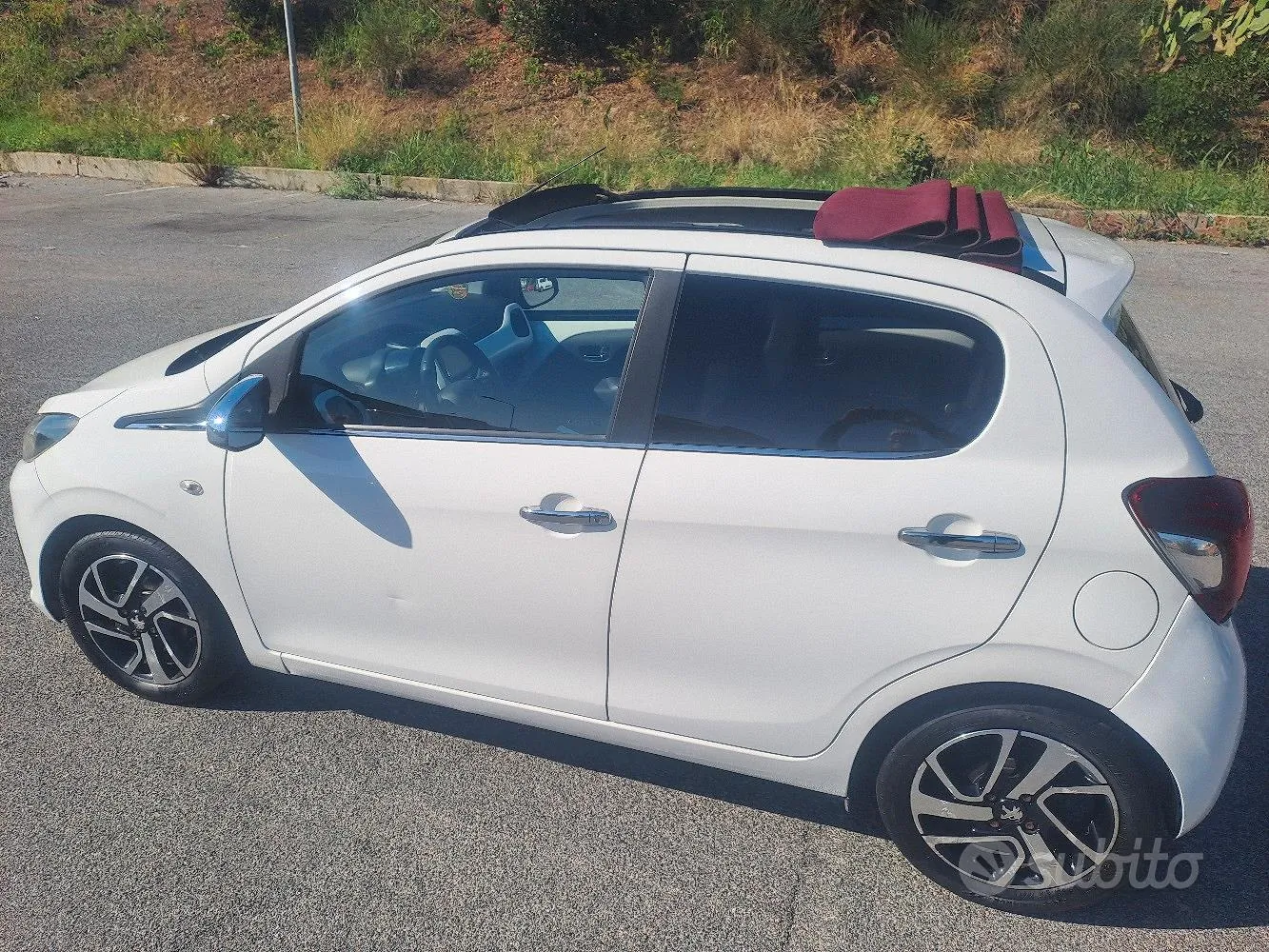 Peugeot 108 2014 photo 2