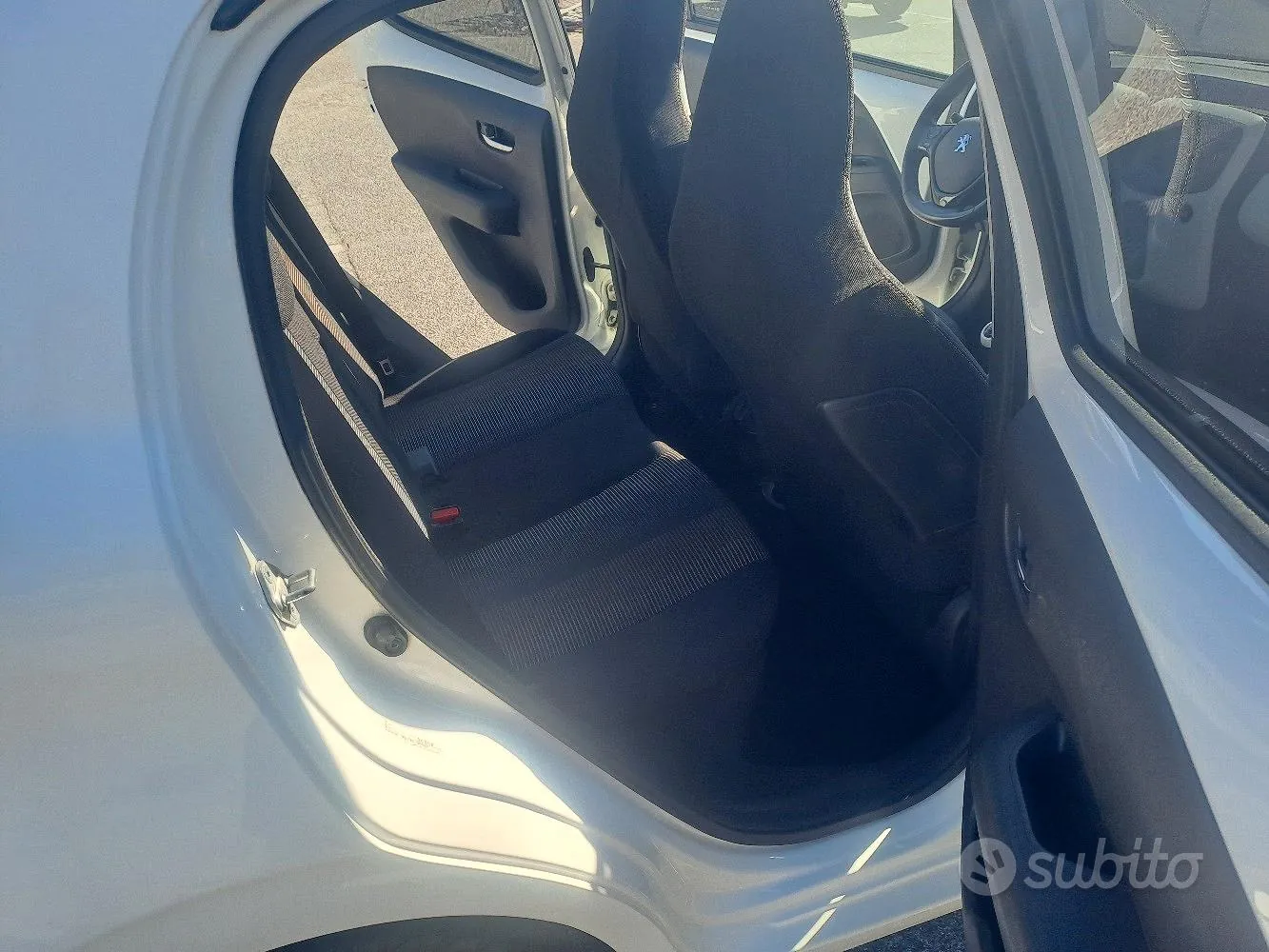 Peugeot 108 2014 photo 5