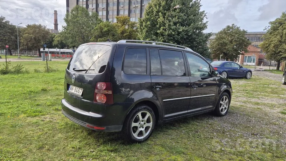 Volkswagen Touran 2008 photo 5