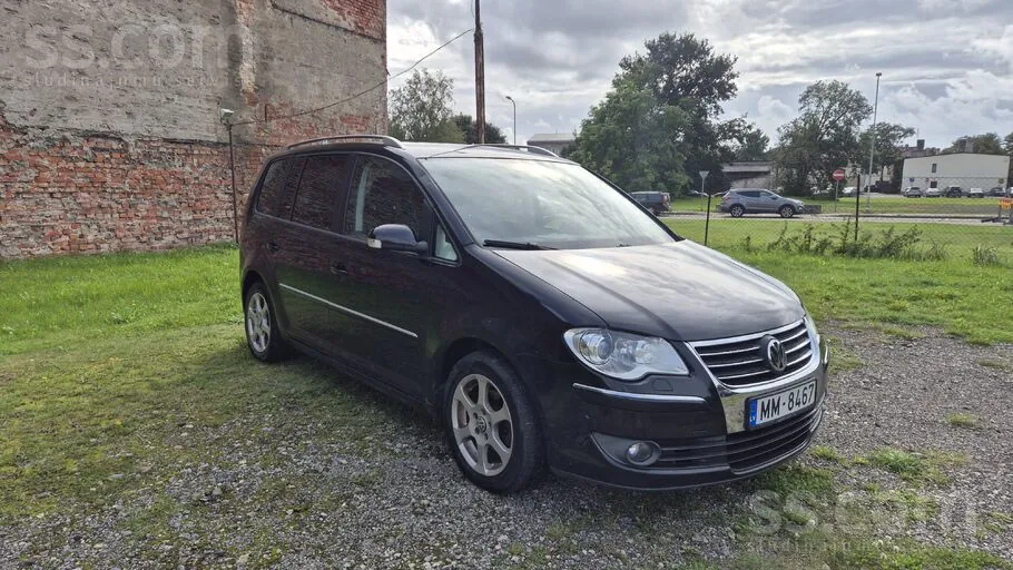 Volkswagen Touran 2008 photo 3
