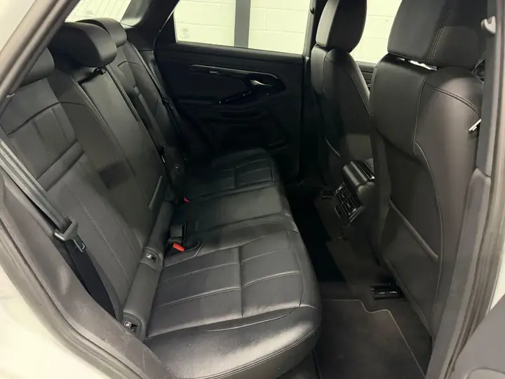 Land Rover Range Rover Evoque 2023 photo 5