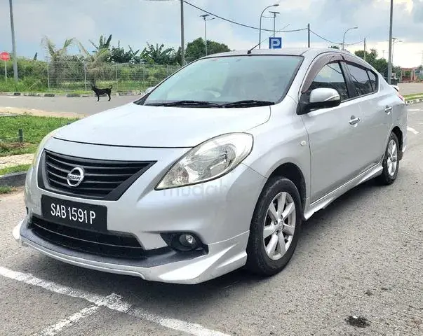 Nissan Almera