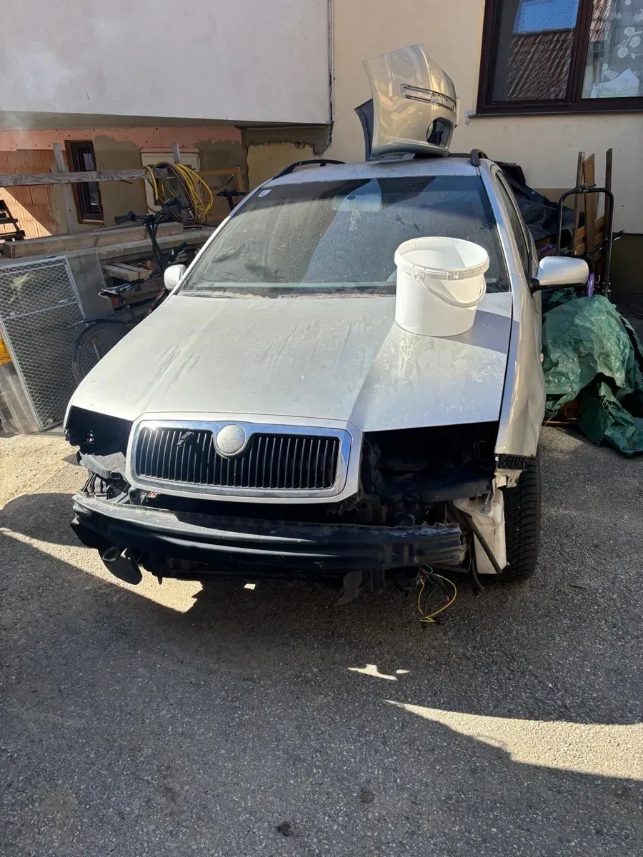 Skoda Fabia 2001 photo 3