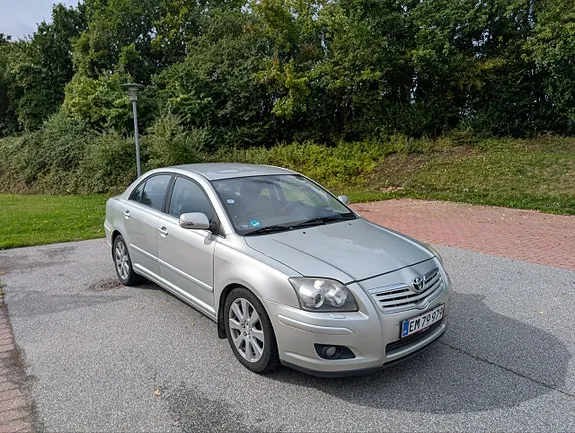 Toyota Avensis 2007 photo 2