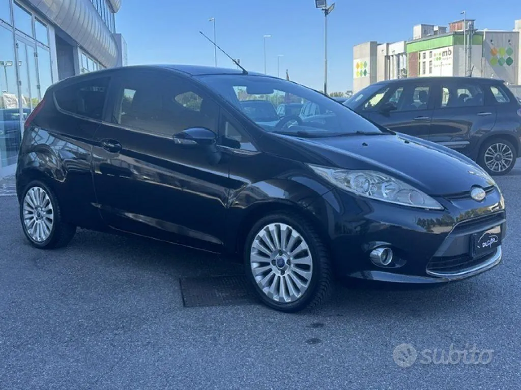 Ford Fiesta 2009 photo 2
