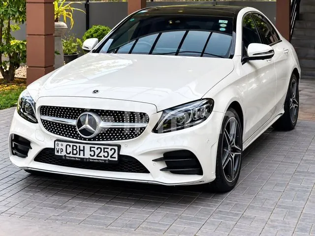 Mercedes-Benz C200 2018 photo 3