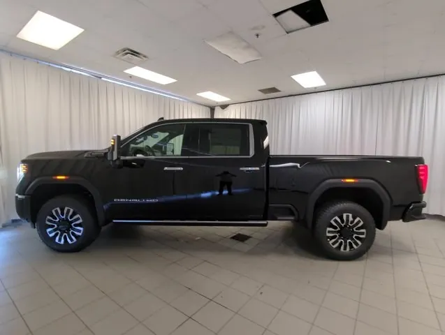 GMC Sierra 2500Hd 2026 photo 5